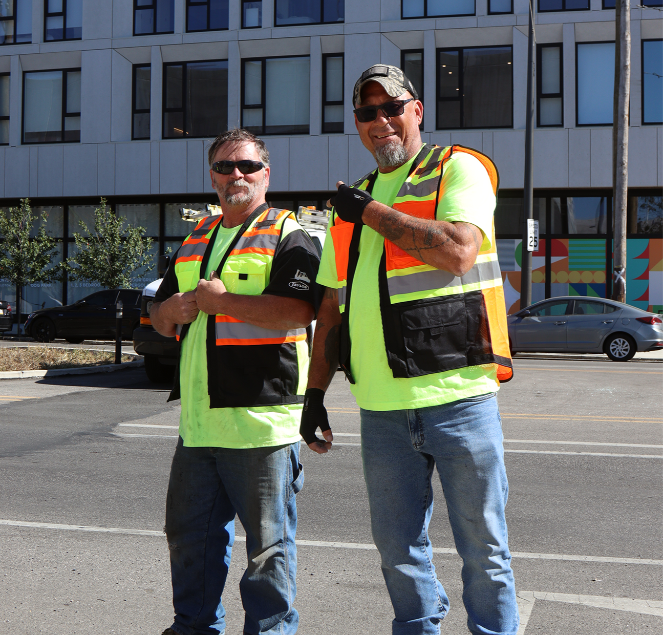 Safety-vest-construction-worker 